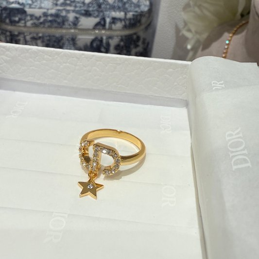 CD Star Charm Crystal Ring (Gold Finish)